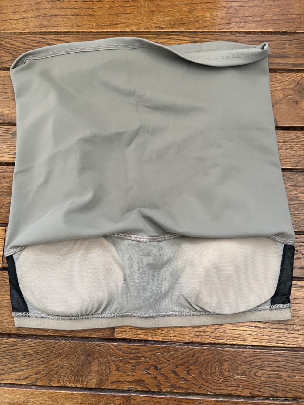 Lululemon Warm Ash Grey Wunder Under Square Neck Tank Size 8 NWT - Picture 5 of 5